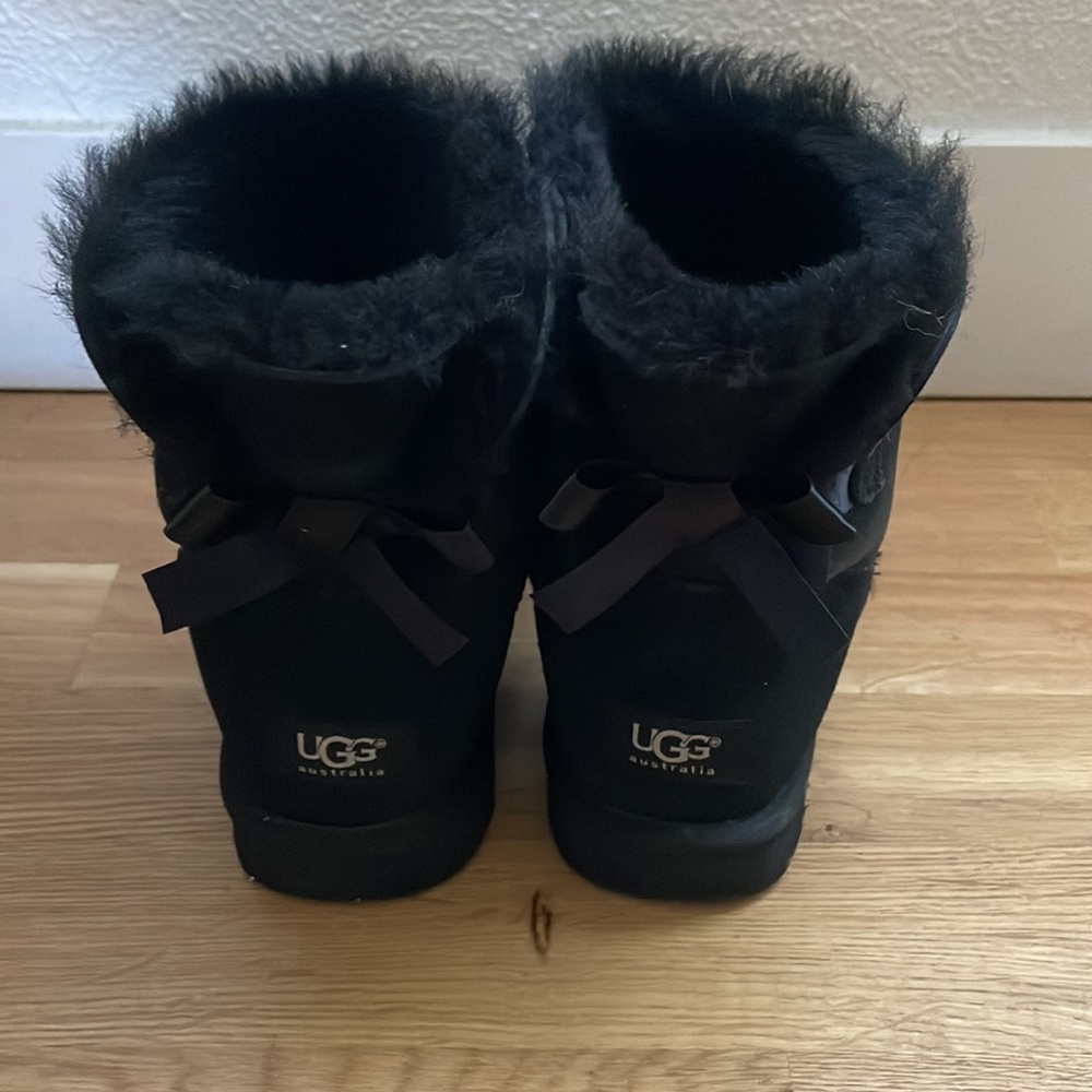 Ugg Bailey Bow - image 3